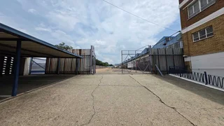 Large 13,000sqm facility TO LET in Elandsfontein