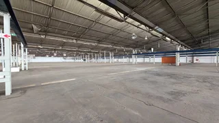 Large 13,000sqm facility TO LET in Elandsfontein