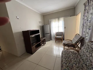 Beautiful 1-Bedroom Cottage In Noordheuwel