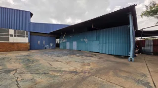 Large manufacturing/warehousing facility TO LET in Elandsfontein