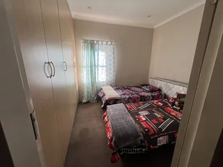 Beautiful 1-Bedroom Cottage In Noordheuwel