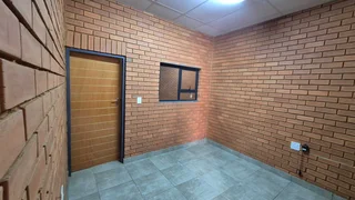 Unit 20 - 243sqm To Let in Ormonde