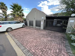 Beautiful 1-Bedroom Cottage In Noordheuwel