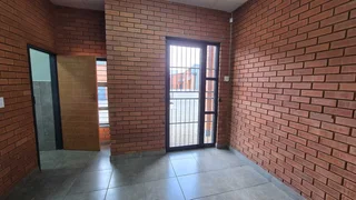 Unit 20 - 243sqm To Let in Ormonde