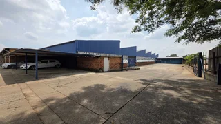 Large manufacturing/warehousing facility TO LET in Elandsfontein