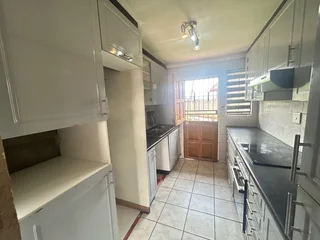 **Charming 3-Bedroom Family Home for Rent**in Vosloorus Paradise park