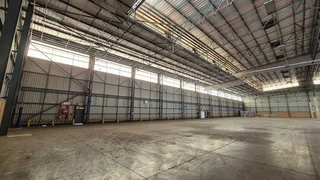 4,626m² Logistics Warehouse To Let |  Premium Distribution Facility - Gosforth Park