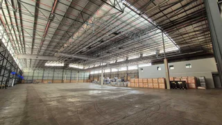 4,626m² Logistics Warehouse To Let |  Premium Distribution Facility - Gosforth Park