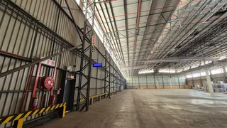 4,626m² Logistics Warehouse To Let |  Premium Distribution Facility - Gosforth Park