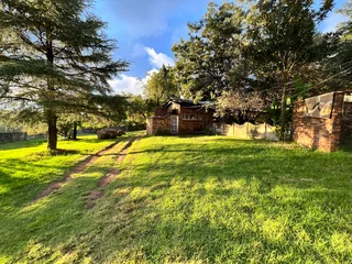 Secure 2-Bedroom And 1-Bathroonm Apartment On Argyle