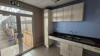 4,626m² Logistics Warehouse To Let |  Premium Distribution Facility - Gosforth Park