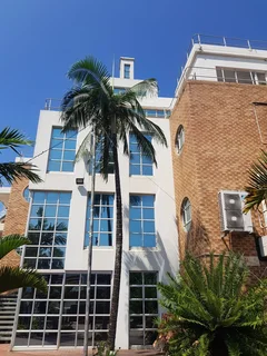 TO LET - 300m2 FACTORY SPACE  IN PHOENIX