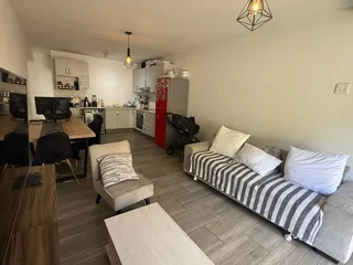 Modern 3-Bedroom Family Apartment with Garden