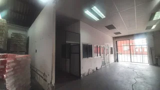 Warehouse/ Motor car showroom