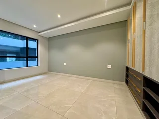 PANORAMIC VIEWS, SECURE, PRIVATE