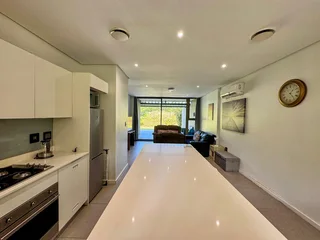 UPMARKET, EXCLUSIVE &amp; SECURE APARTMENT