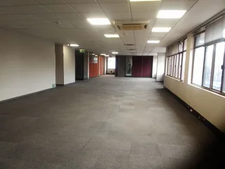 Prime First Floor Office Space to Let - 9 Junction Avenue, Parktown, Johannesburg