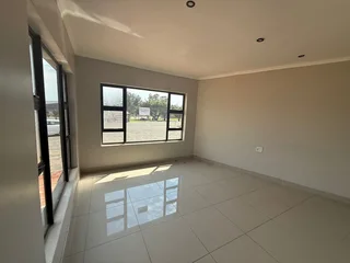200 Sqm Office To Let Raslouw - with Mainroad Exposure