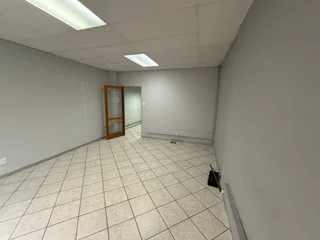 45 Sqm Office To Let Clubview – Prime Exposure On Durham Street