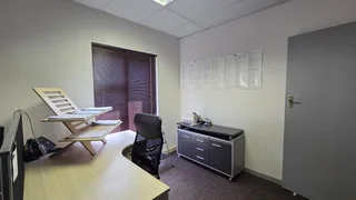 108 Square Meter commercial to let in Centurion