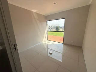 200 Sqm Office To Let Raslouw - with Mainroad Exposure