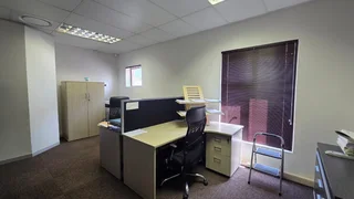 108 Square Meter commercial to let in Centurion