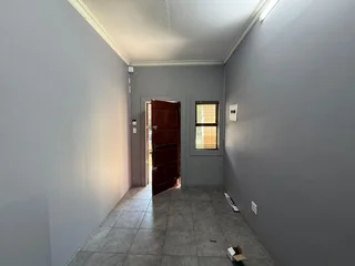 Ground Floor Office Space to Let - 54 M48, Webber, Germiston