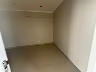 200 Sqm Office To Let Raslouw - with Mainroad Exposure