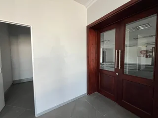 First Floor A-Grade Office To Let  in Golf View Office Park