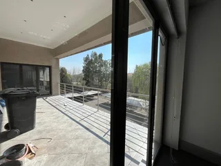 First Floor A-Grade Office To Let  in Golf View Office Park