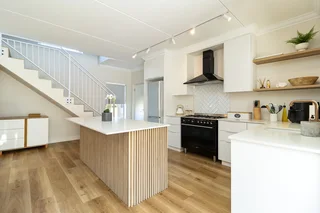 Exquisite Two-Bedroom Townhouse in Nooitgedacht Village