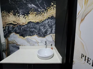 Commercial retail unit available for rental in Umhlanga Rocks.