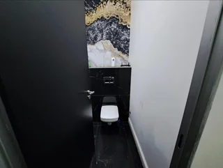 Commercial retail unit available for rental in Umhlanga Rocks.