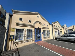 200m² Warehouse To Let in St Michael&#39;s Park, Salt River