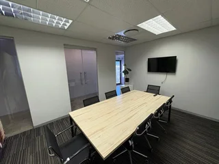 270m² Modern Office To Let in Stellenbosch