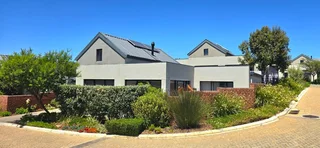 Charming New 2 Bedroom Unit In Oasis Life Retirement Village