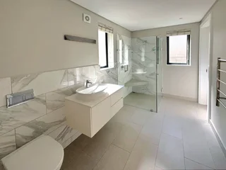 Secure &amp; Stylish 2-Bedroom Living in Oasis Life Retirement Village