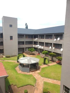 Inviting 1-Bedroom Apartment in the Heart of Benoni