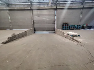 Industrial Property to Let in Parlock , Donkin Road, Durban