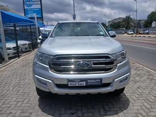 Silver Ford Everest 2.2 TDCI XLT with 105000km available now!