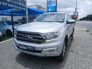 Silver Ford Everest 2.2 TDCI XLT with 105000km available now!