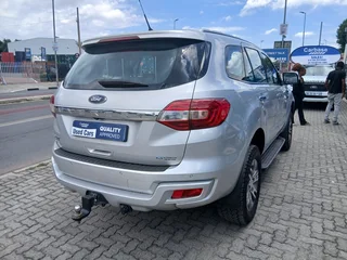 Silver Ford Everest 2.2 TDCI XLT with 105000km available now!