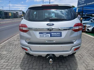 Silver Ford Everest 2.2 TDCI XLT with 105000km available now!