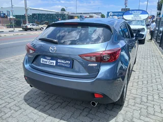 Mazda3 1.6 Active with 115000km available now!