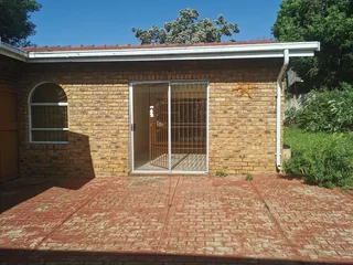 Secure 1bed And 1bath, Furnished Kitchen Cottage In Norkem Park Ext 3
