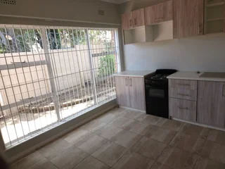 Secure 1bed And 1bath, Furnished Kitchen Cottage In Norkem Park Ext 3