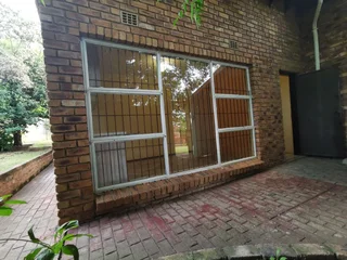 Secure 1bed And 1bath, Furnished Kitchen Cottage In Norkem Park Ext 3
