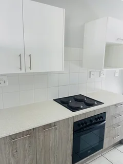 Secure 2-bedroom And 1-bathroom Apartment In Tryall Road, Parklands North