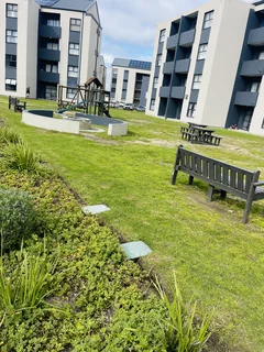 Secure 2-bedroom And 1-bathroom Apartment In Tryall Road, Parklands North