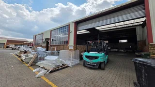 Secure Unit TO LET in Apex, Benoni